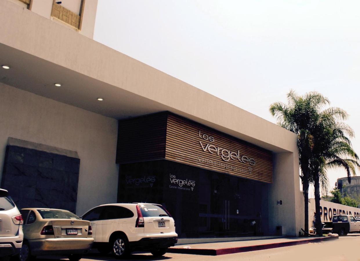Wyndham Garden Aguascalientes Hotel & Casino ภายนอก รูปภาพ