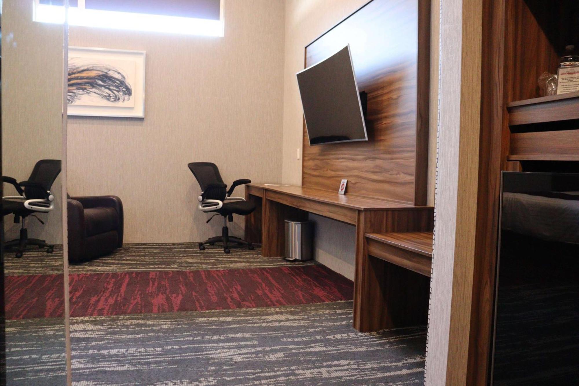 Wyndham Garden Aguascalientes Hotel & Casino ภายนอก รูปภาพ
